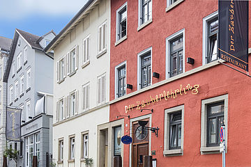 Putzreparatur und Fassadenanstrich des Hotel-Restaurants Zauberlehrling in Stuttgart
